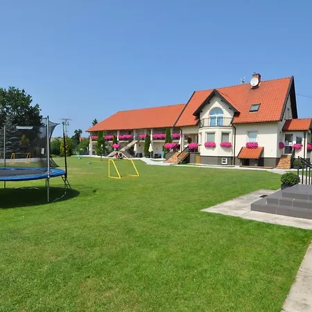 Piaskowy Dom ホームステイ ヤンタル