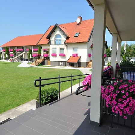 Проживание в семье Piaskowy Dom *