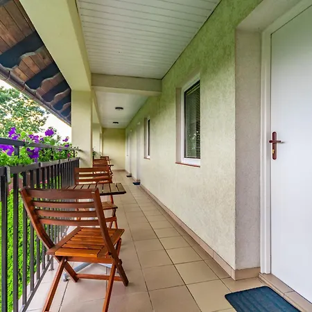 Проживание в семье Piaskowy Dom *